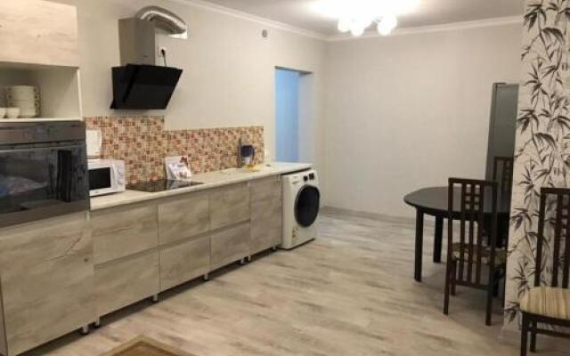 Flat 1 bedroom 1 bathroom - Almaty