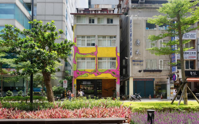 Flip Flop Hostel - Main Station