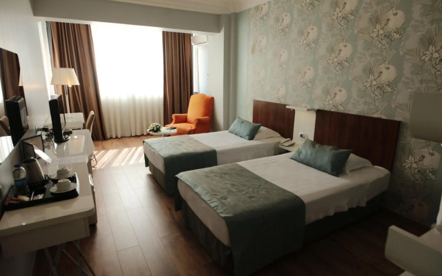 Hotel Buyuk Saruhan