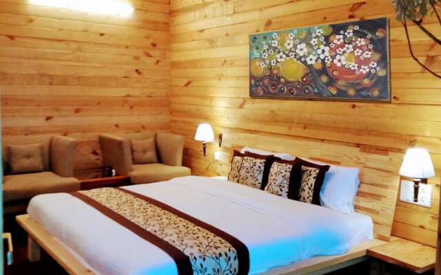Treehouse Resort