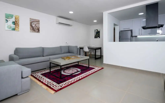 Crest Apartments & Suites