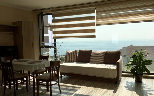 Magnolia Sea View Studio