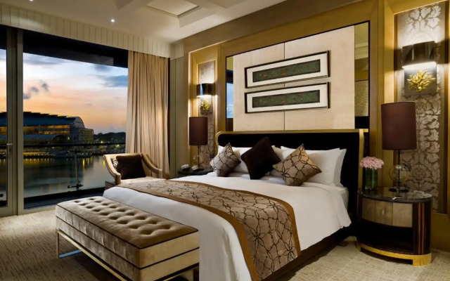 The Fullerton Bay Hotel