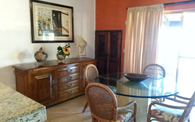 Los Tules Resort