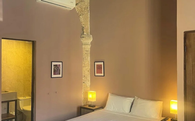 Adhoc Barrio Antiguo