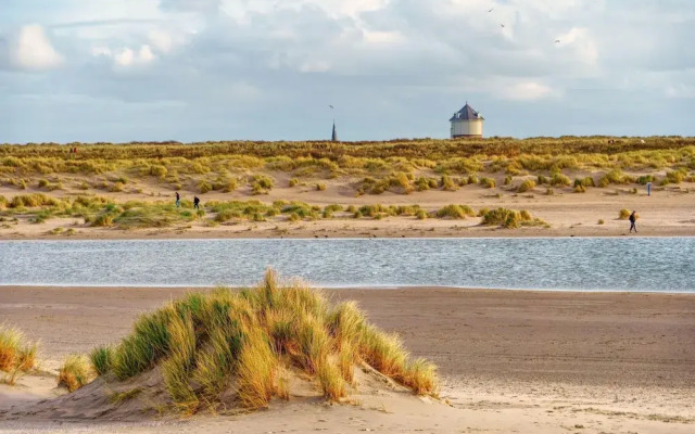 Studio in Het Zoute With Side Sea View