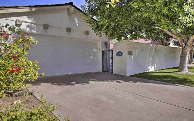 Sun Deck, Hot Tub & Kayak: Lakefront Tempe House