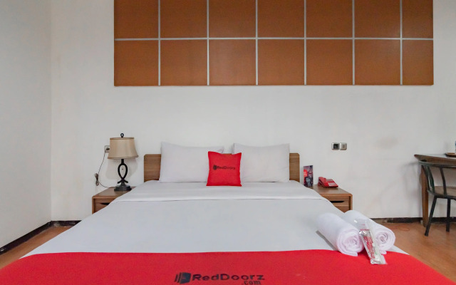 RedDoorz Plus @ Sukamulya Pasteur 2