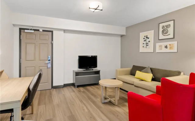 Country Inn & Suites by Radisson, Roanoke, VA
