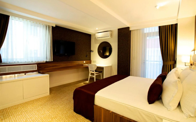 End Glory Hotel