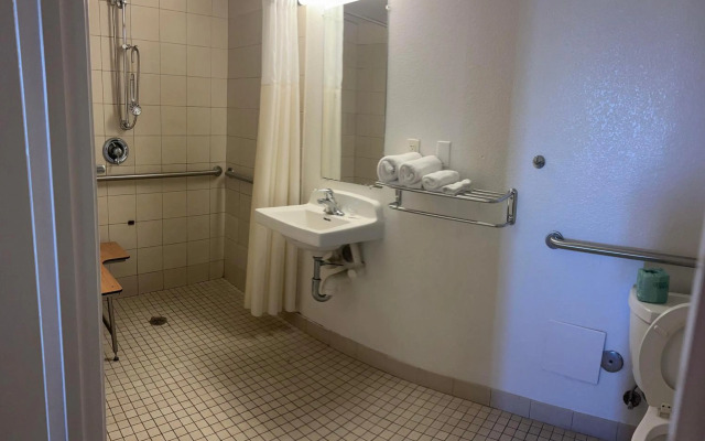 Motel 6 Austin, TX - North Central