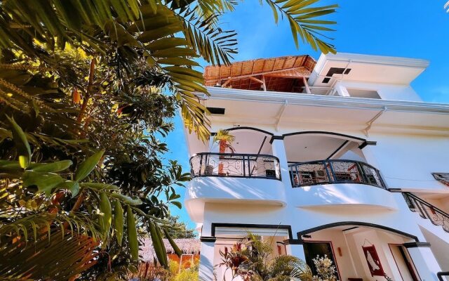 Everyday Sunday Hotel Cafe