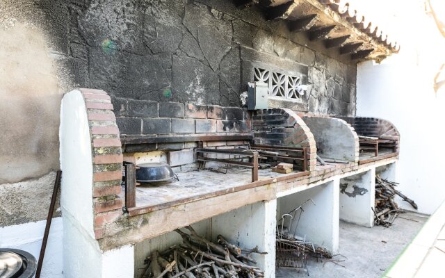 Almirante 903 JUST ON THE BEACH