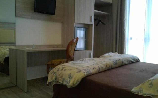 Hotel Oasis