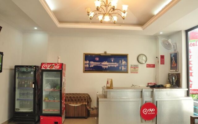 OYO Rooms Queens Road Near OBC Bank