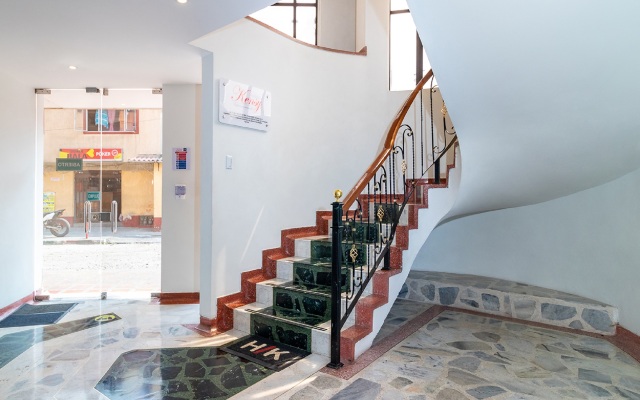 Kensy Hotel