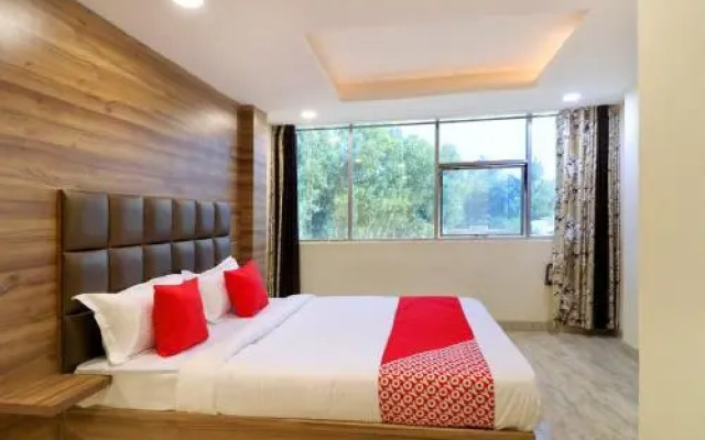 Hotel Cloud 9 by OYO Rooms