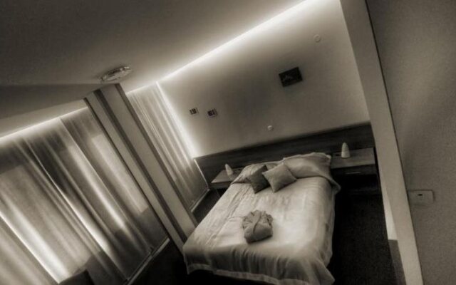 Hotel Lav