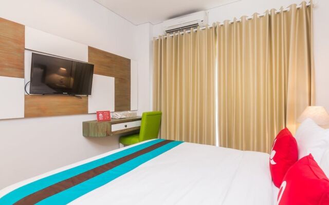 ZEN Rooms Seminyak Kayu Jati