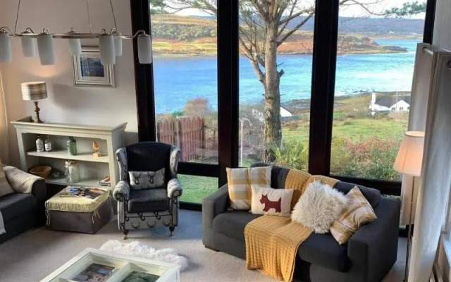 Loch Eyre House