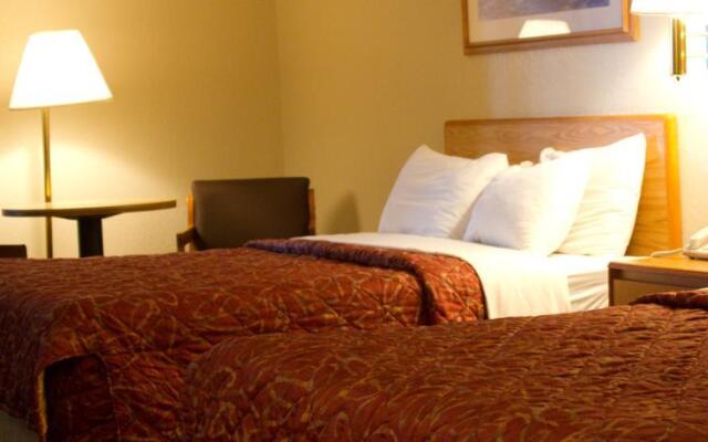 Superior Bayfront Inn