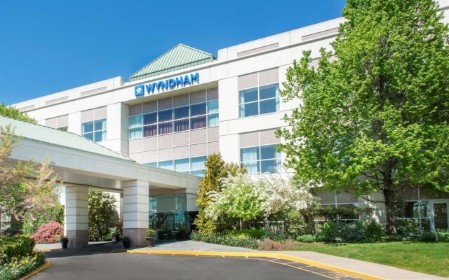 Wyndham Hamilton Park Hotel and Conference Center