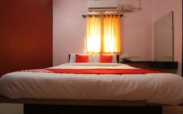 Hotel SKG Comforts by OYO Rooms