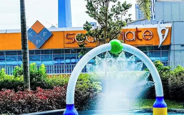 Luxury Balcony at Trion 1 KL by HCK