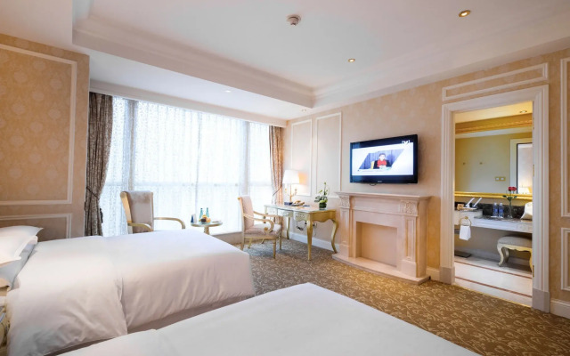 Sheraton Chongqing Hotel