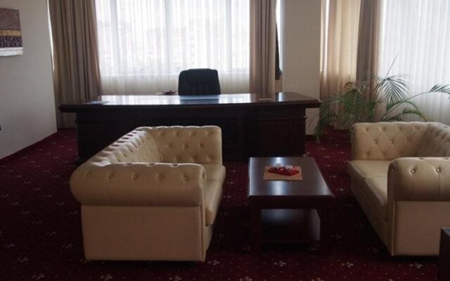 Tcc Grand Plaza Hotel