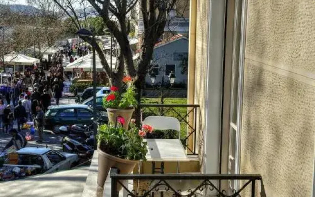 DL-Hospitality@Adrianou 7