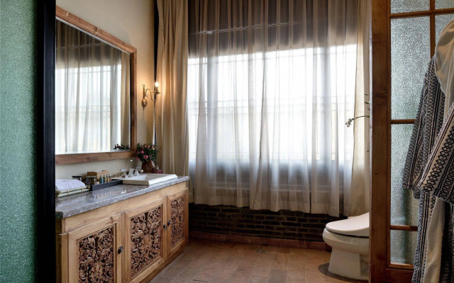 Blossom Hill Inn Lijiang Skyland