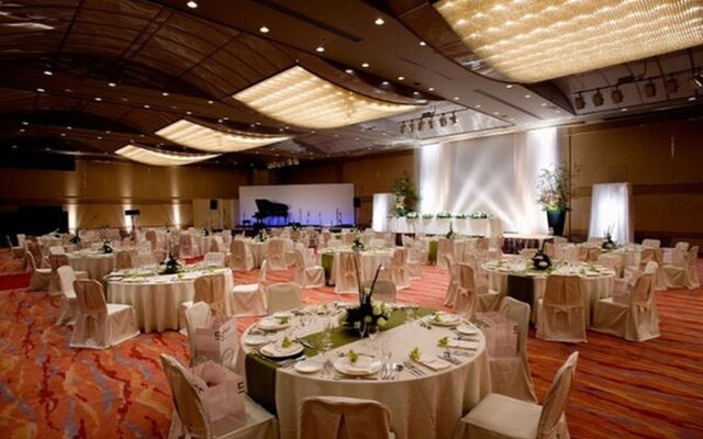 Sunplaza Seasons