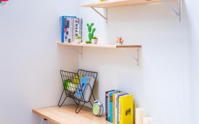 Zhengzhou Erqi·Zhengzhou Railway Station· Locals Apartment 00159950