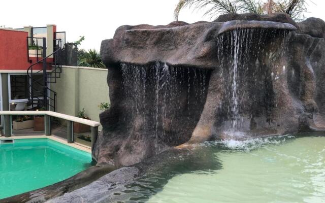 Los Naranjos Apart Hotel