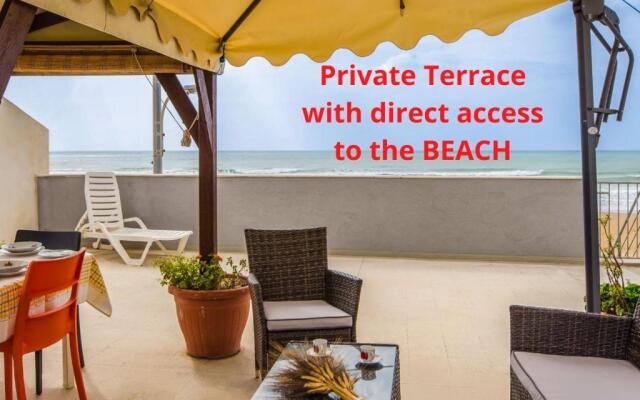 Arisa -Terrazza Privata 60 MQ sulla Spiaggia