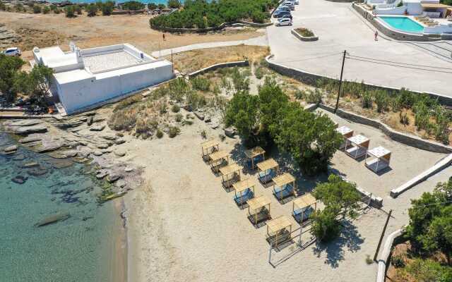 Cavos Bungalows & Studios