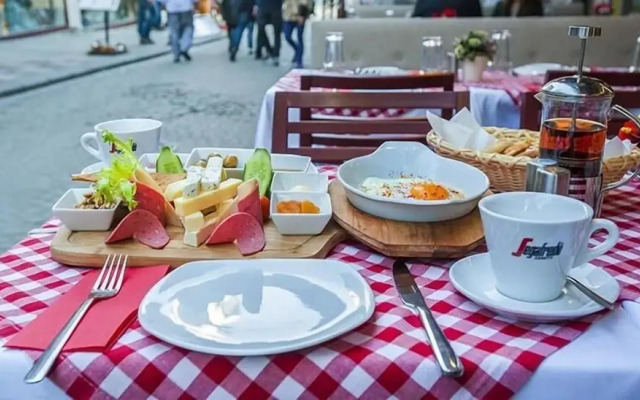 Hotel Million Old City