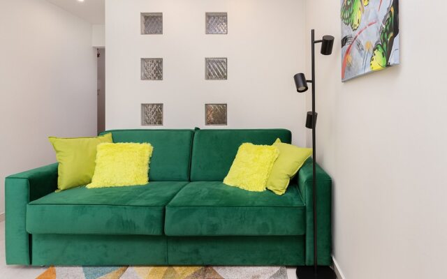 Bitwy pod Plowcami Apartment by Renters