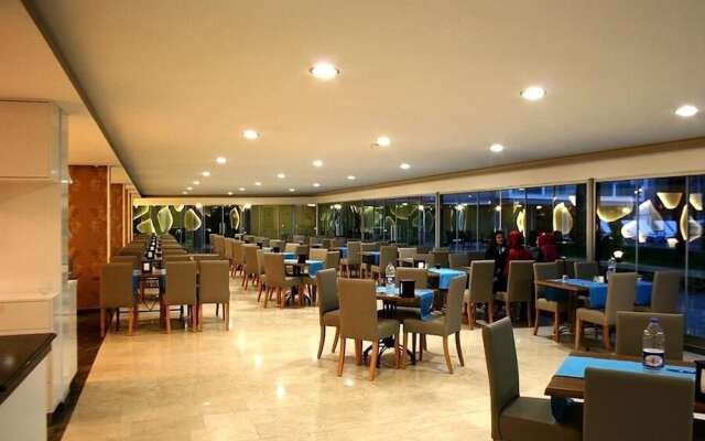 Grand Akca Hotel
