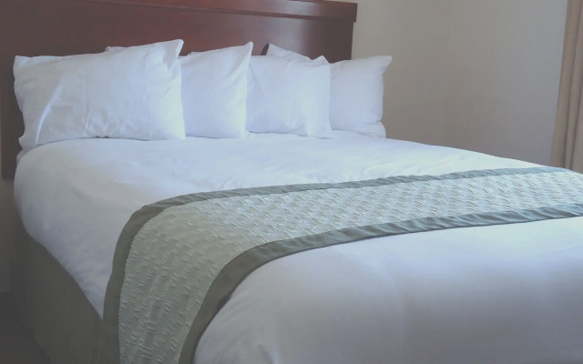 Town House Extended Stay Hotel Downtown