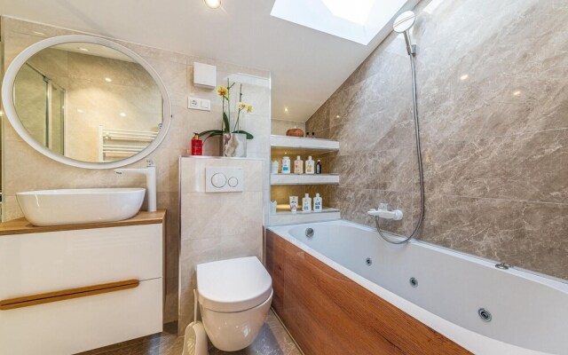 Amazing Apartment in Zadar With 3 Bedrooms and Wifi