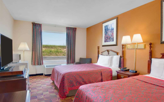 Days Inn New Cumberland/Harrisburg South