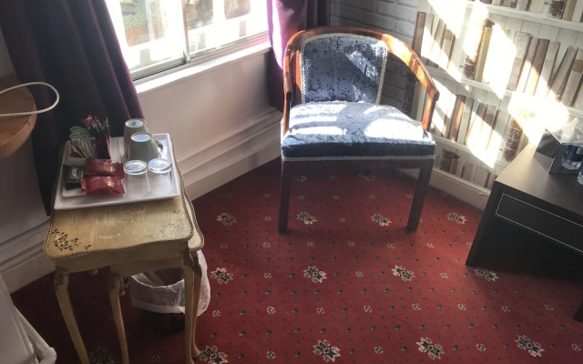 The Priory Hotel