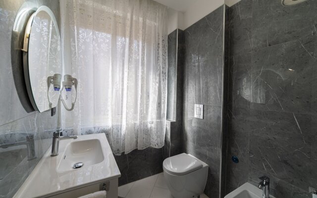 Apartments Hotel Real Suite