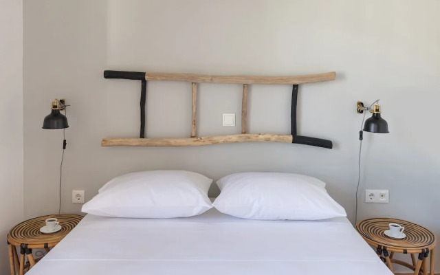 Syra Suites