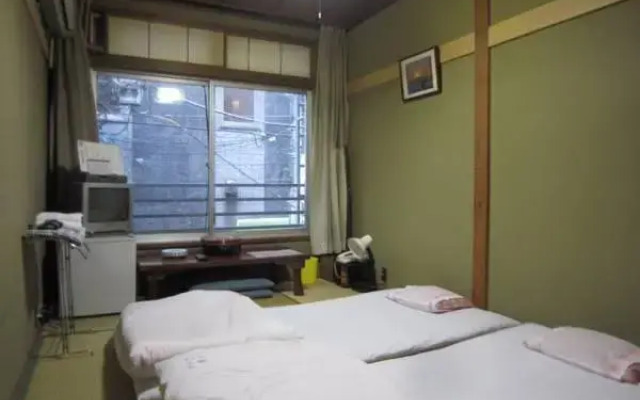 Hostel Komatsu Ueno Station