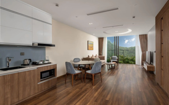 Flamingo Premium Lan Ha Bay Resort