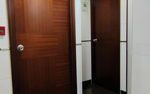 Four Seasons Guest House
