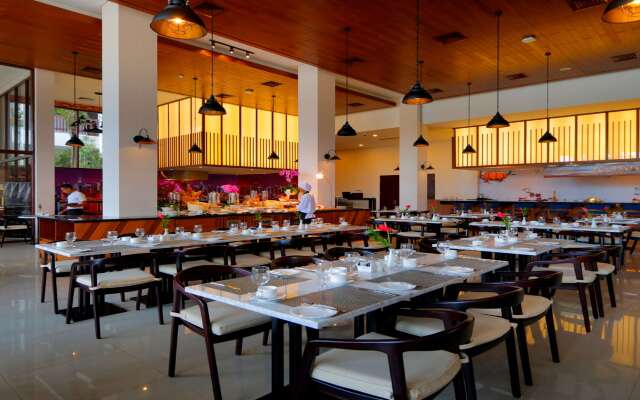 Royal Tulip Springhill Resort Jimbaran